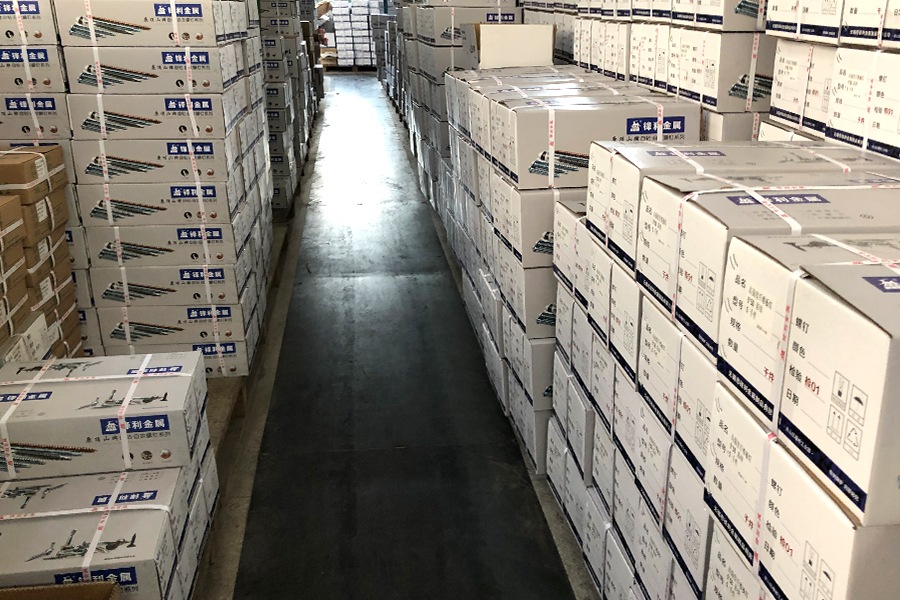 Pembungkusan dan pergudangan